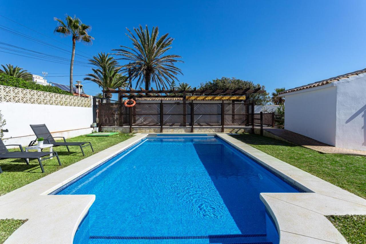 Charming Villa On The Seafront Marbella Dış mekan fotoğraf