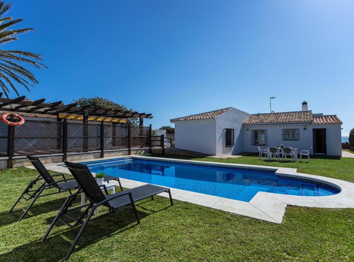 Charming Villa On The Seafront Marbella Dış mekan fotoğraf