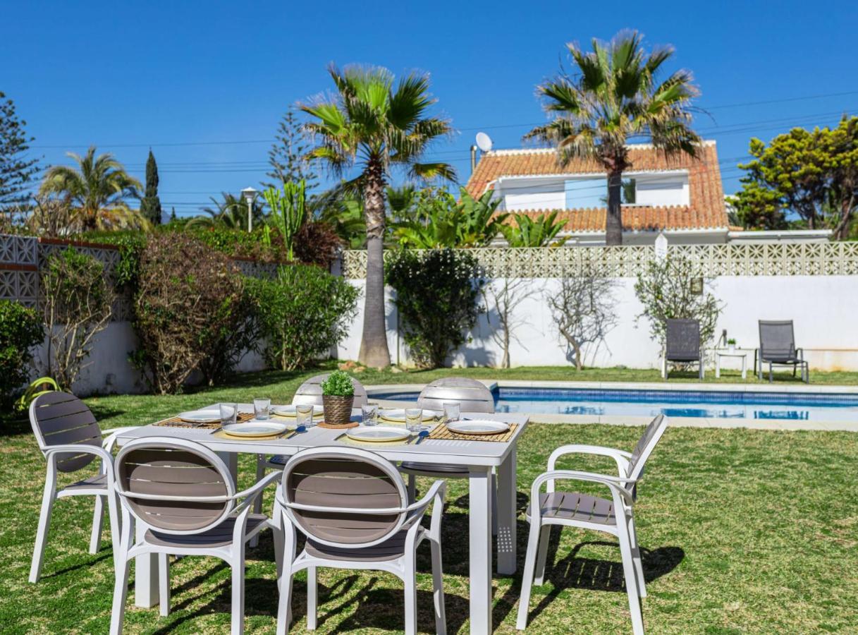 Charming Villa On The Seafront Marbella Dış mekan fotoğraf