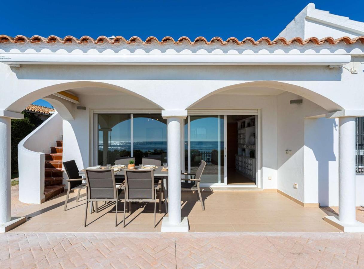 Charming Villa On The Seafront Marbella Dış mekan fotoğraf